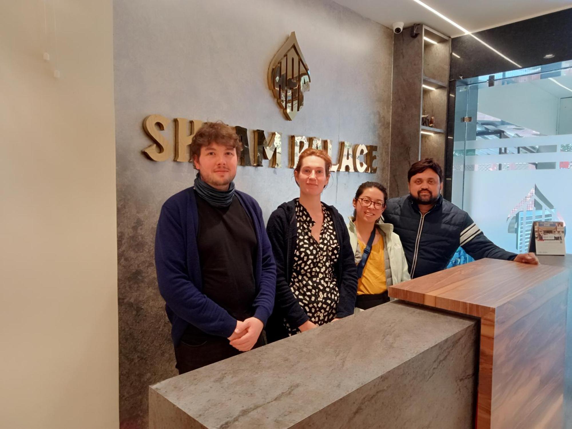 Hotel Shyam Palace India Agra Агра Экстерьер фото
