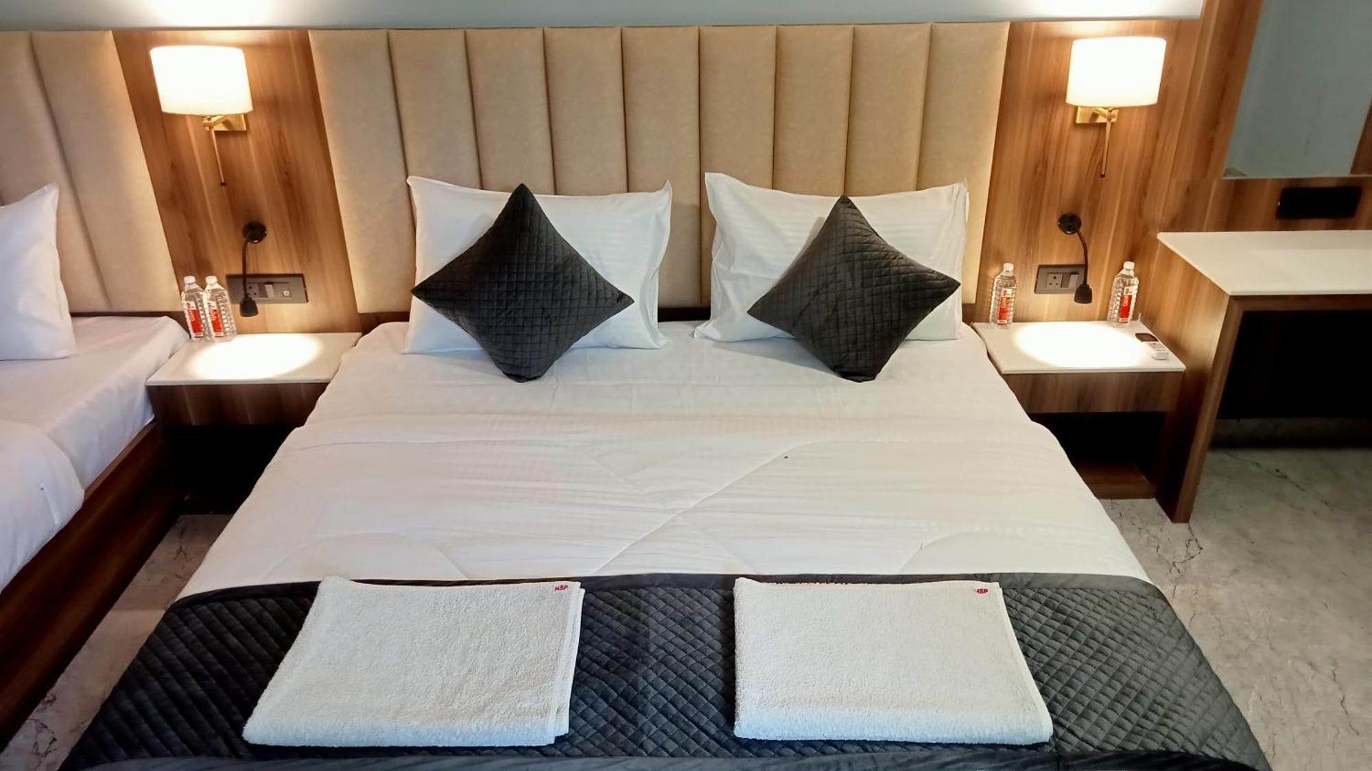 Hotel Shyam Palace India Agra Агра Экстерьер фото